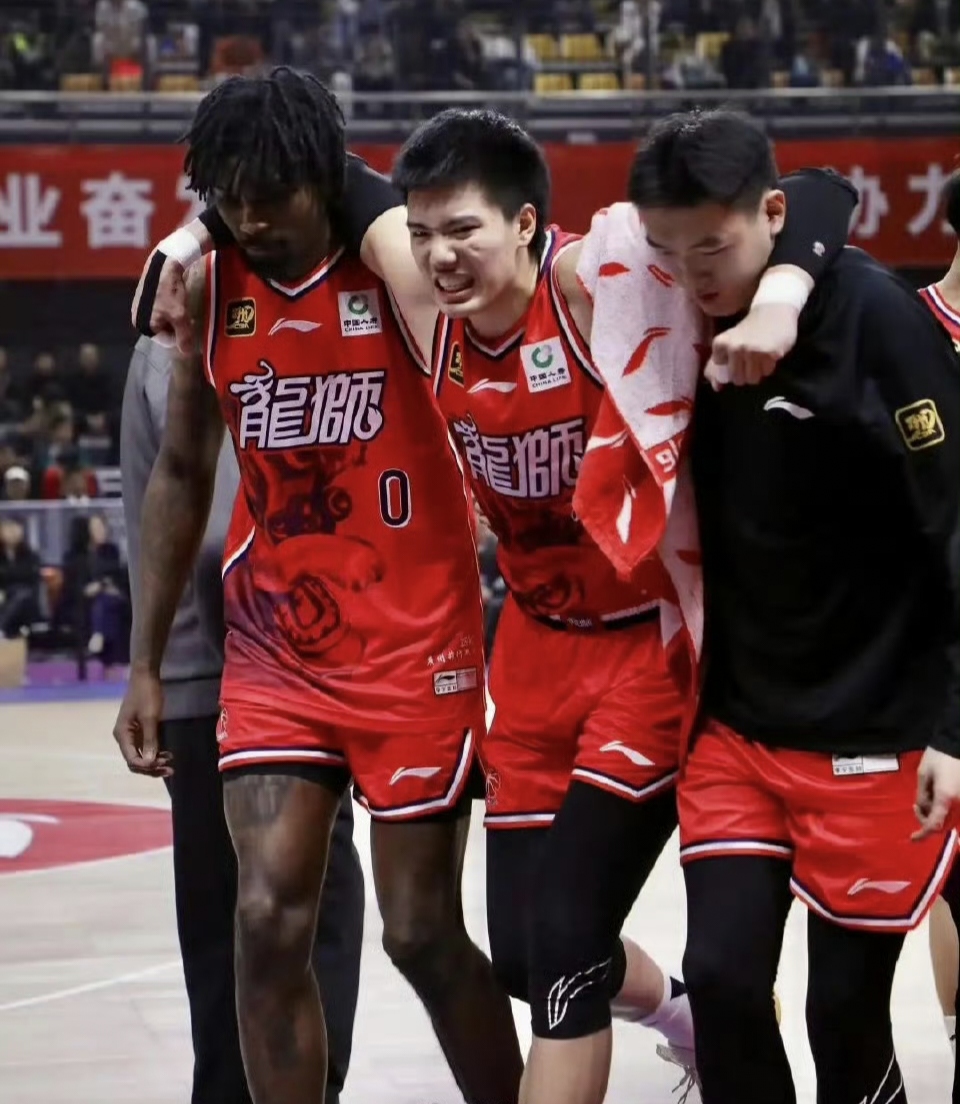 关于广厦男篮内部会议纪要流出：国际比赛日伤情更新，欧联使命明确，年轻球员得到机会的信息kering