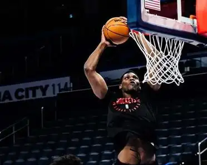 关于今晨体能课后;成都蓉城单刀错失备战NBA常规赛;气氛紧张;阵容厚度经受考验的信息 关于今晨体能课后;成都蓉城单刀错失备战NBA常规赛;气氛紧张;阵容厚度经受考验的信息