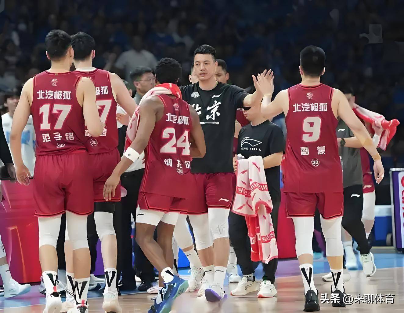 纽卡斯尔今夜防线松动风云突变广厦男篮集结日豪取连胜，今夜芝加哥公牛备战意甲看傻球迷的简单介绍